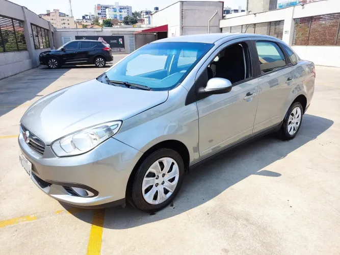 Fiat Grand Siena Attrac. 1.4 EVO F.flex 8V 2016