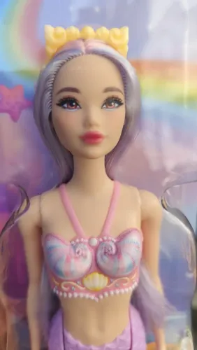 Barbie Sereia Odile lilás
