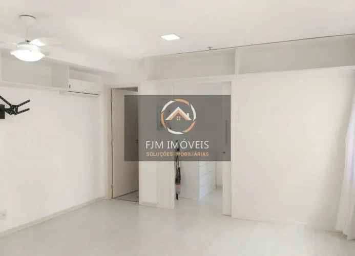 Sala em Ingá, Niterói: 28m² à Venda por R$215.000