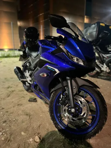 Yamaha R15