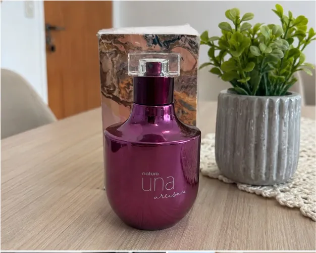 Perfume UNA ARTISAN