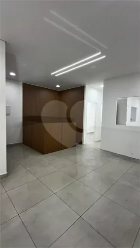 Prédio inteiro para locação em Vila santo estevão - SP