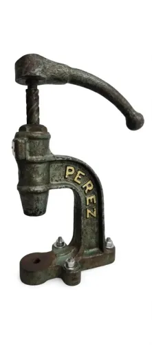 Maquina manual PEREZ n. 8 para forrar botões 