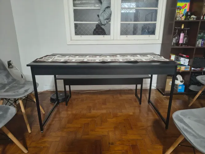 Mesa industrial com banco