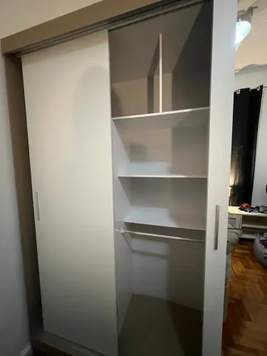 Guarda roupa grande