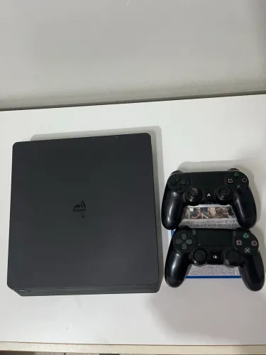 PS4 SLIM