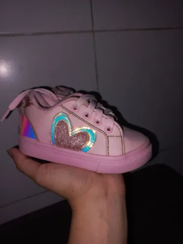 Tenis menina