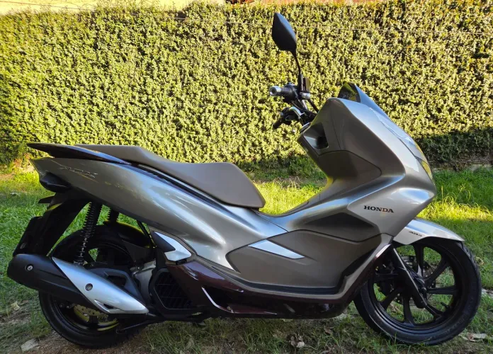 HONDA PCX DLX PRATA 2022