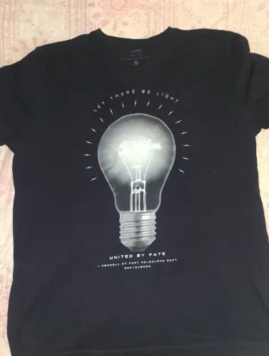 Camiseta Globe original