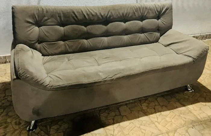 Sofá 3 lugares entrego