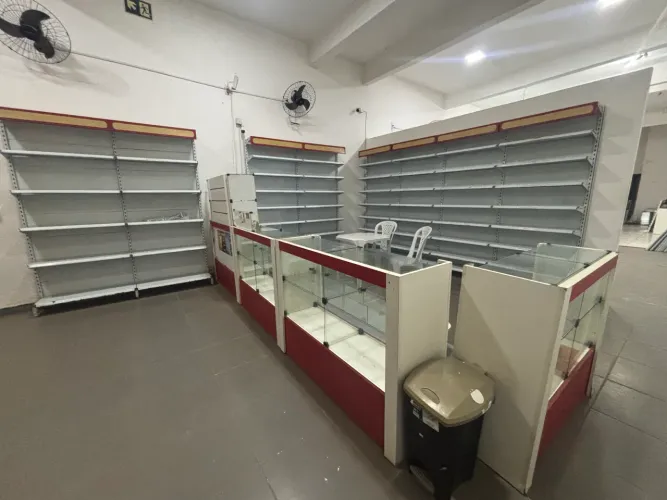 Móveis para loja