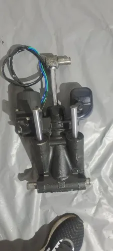 Power Trim Evinrude 115 HP V4 Original