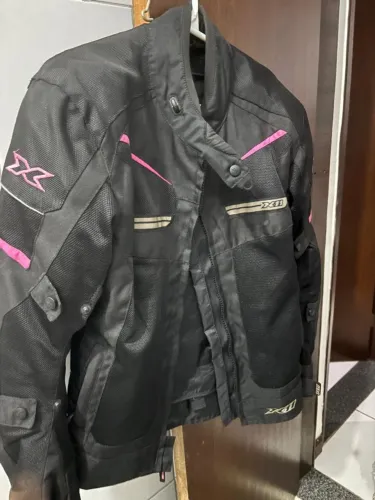 Jaqueta feminina motociclista da X11