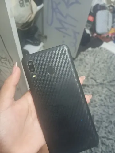 Samsung A20/ não liga - retirada de peças