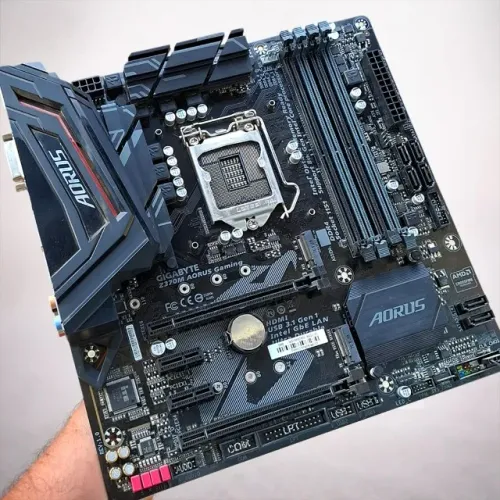 Placa-mãe Gigabyte Z370M AORUS Gaming ? DDR4 / LGA1151