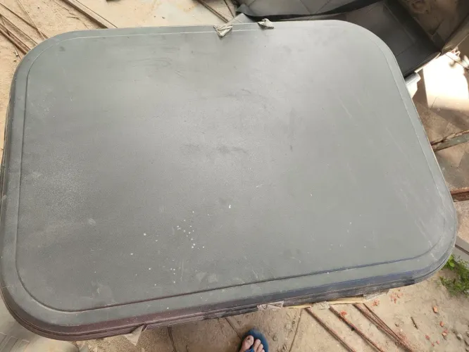Alcapão, teto de ventilação de caminhão.