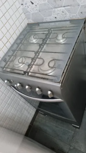 Estou doando fogão 4 bocas