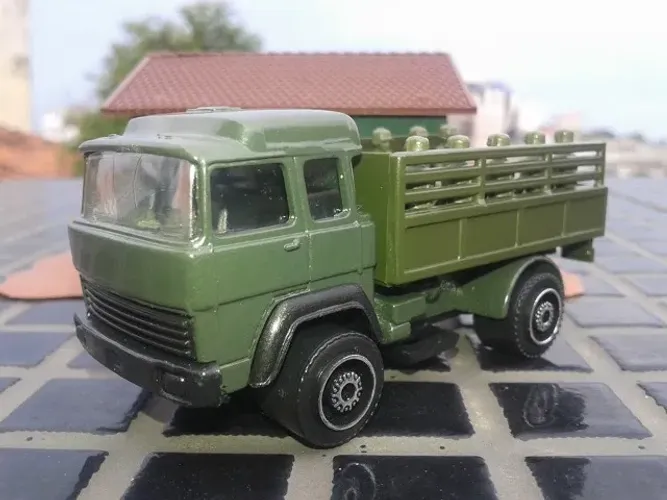 MINIATURA MAGIRUS DEUTZ VIATURA TRANSPORTE DE TROPAS GUISVAL SPAIN - ESCALA 1/64