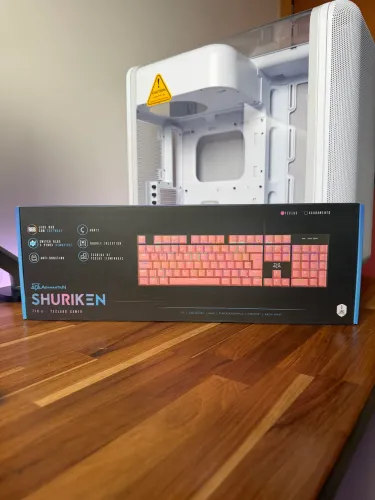Teclado Mecânico 100% 