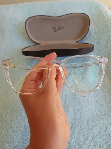 VENDO ÓCULOS RAYBAN DE ACETATO TRANSPARENTE SEMINOVO
