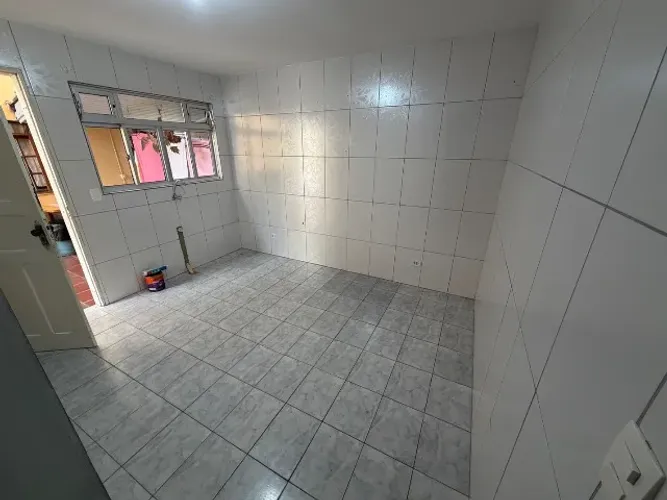 Sobrado em Condomínio Fechado para Locação no Weissópolis