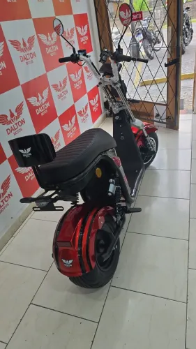 Estou vendendo essa scooter R13s 2026.
