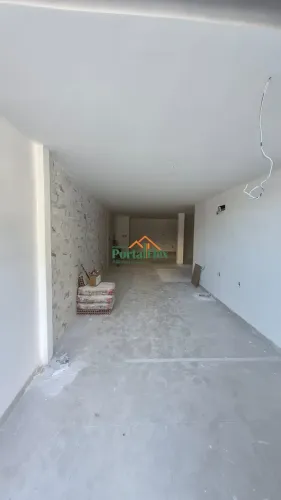 Loja à locação em Parque Residencial Laranjeiras - Serra/ES