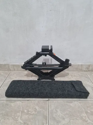 Kit Macaco Ford New Fiesta - Original 