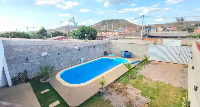 Piscina com SPA no kit básico ?