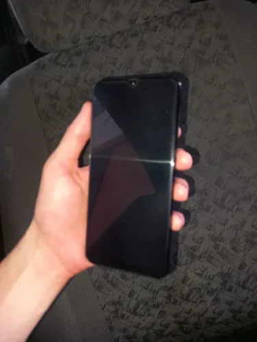 SAMSUNG GALAXY A50