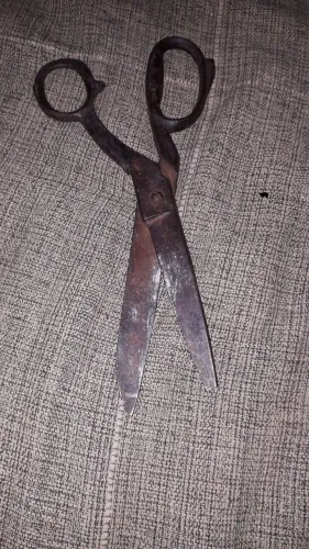 Tesoura antiga de alfaiate