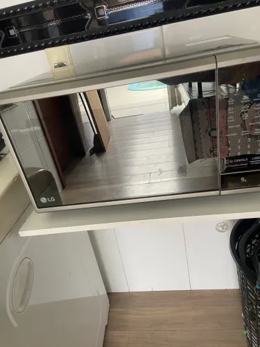 Microondas LG Espelhado 30L