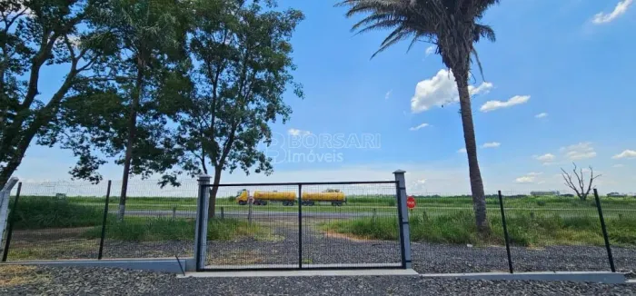 Venda de Terreno / Área na cidade de Araraquara