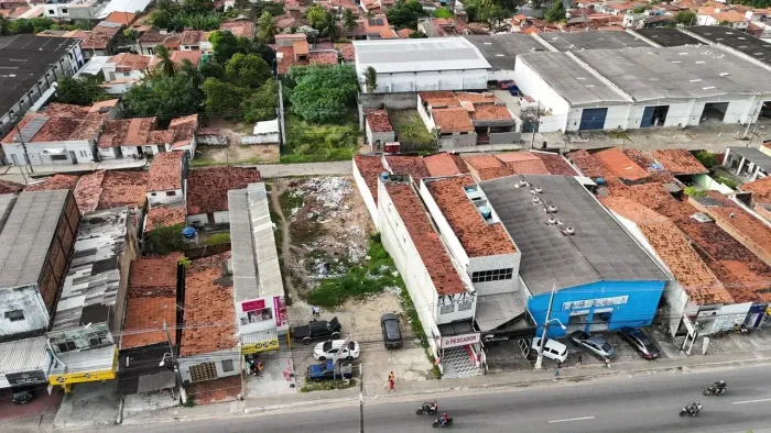 Terreno Comercial para Locação | Av. Bacharel Tomaz Landim Igapó Natal/RN