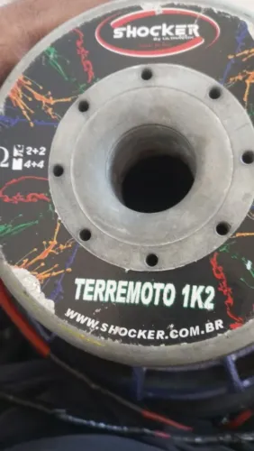 Som automotivo forte