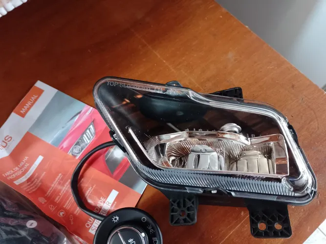 Vendo farol de milha para jeep renegade