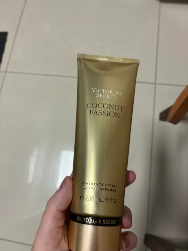 Creme Victoria Secret coconut
