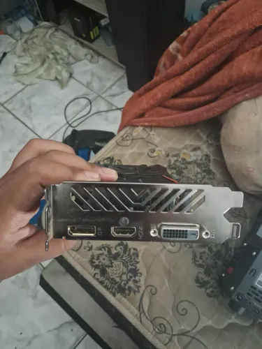 placa de video gtx 1050 2GB