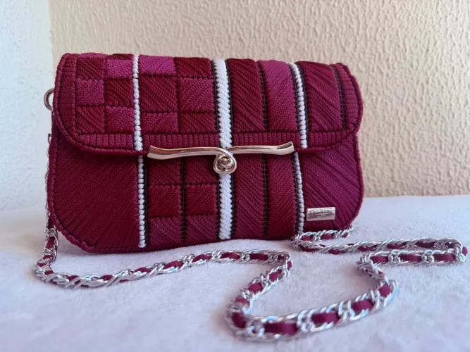 Bolsas Artesanais em Crochê | Feitas à Mão | Diversos Modelos | RHC Trama