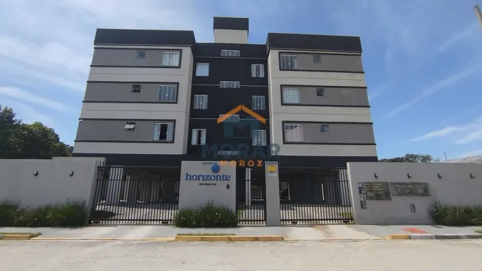 Apartamento na Praia de Leste