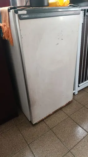 Freezer Vertical Consul 120L