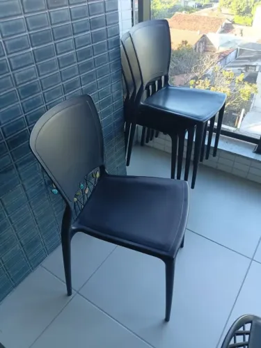 Cadeira de fibra de vidro