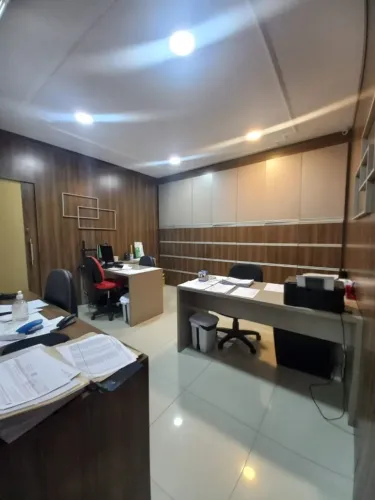 Imovel Comercial de Esquina 430m² e 100% Mobiliado c/ 10 Salas no Nova Cidade
