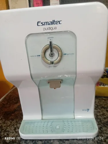 Vendo este purificador e bebedouro de água