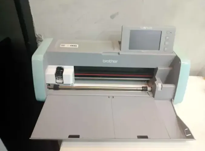 Máquina de Corte Brother 