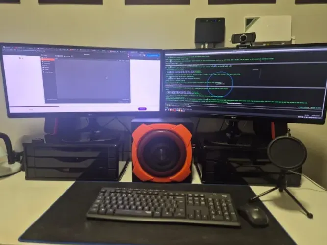PC Gamer i5 9400F RX 570 8GB 16GB + 3 Monitores + Periféricos