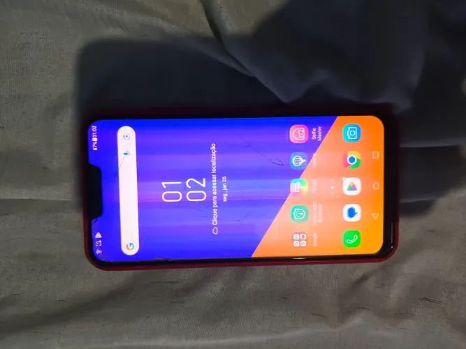 Zenfone 5 128 GB com a tela com defeito
