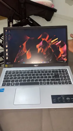 Nootbook Acer aspire 3,  I31115G4, 4RAM, 500GB, poucos momentos de uso, viveu guardado