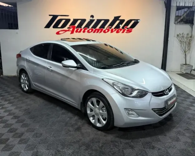 Hyundai Elantra GLS 1.8 16V Aut. 2013