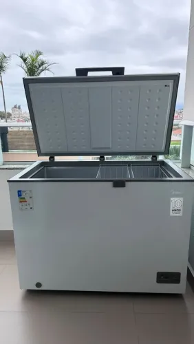 Vendo Freezer Novo - três meses de uso - Dentro da garantia (10 anos)